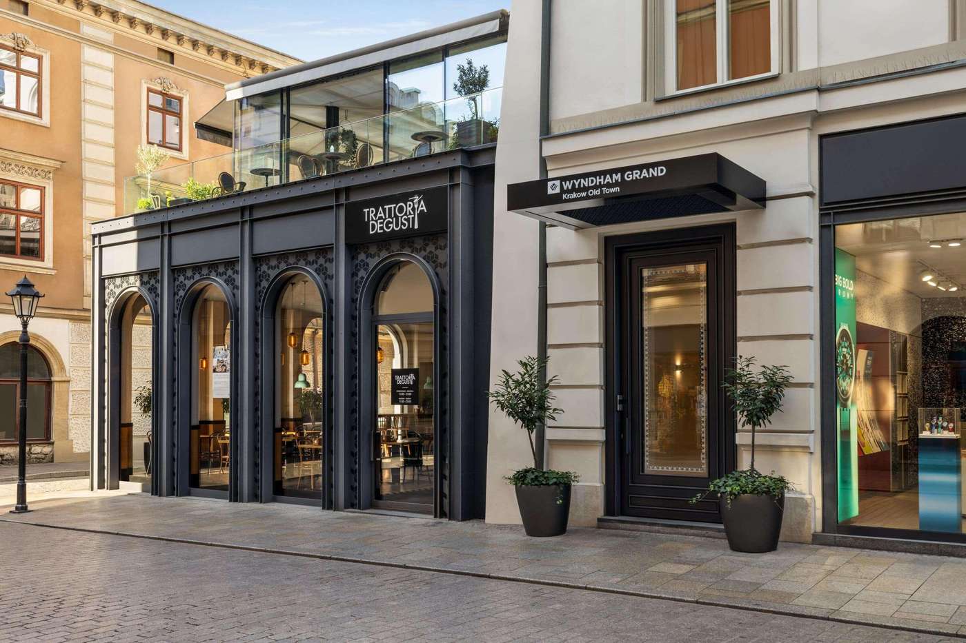 Wyndham-Grand-Krakow-Old-Town-General-view-1