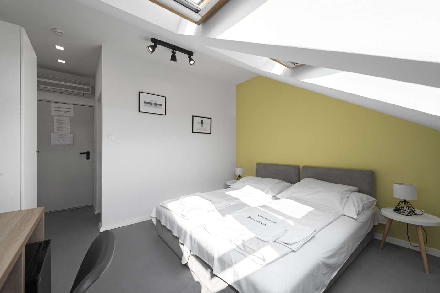 Hotel Chesscom-Hungary-BUDAPEST-Room-7
