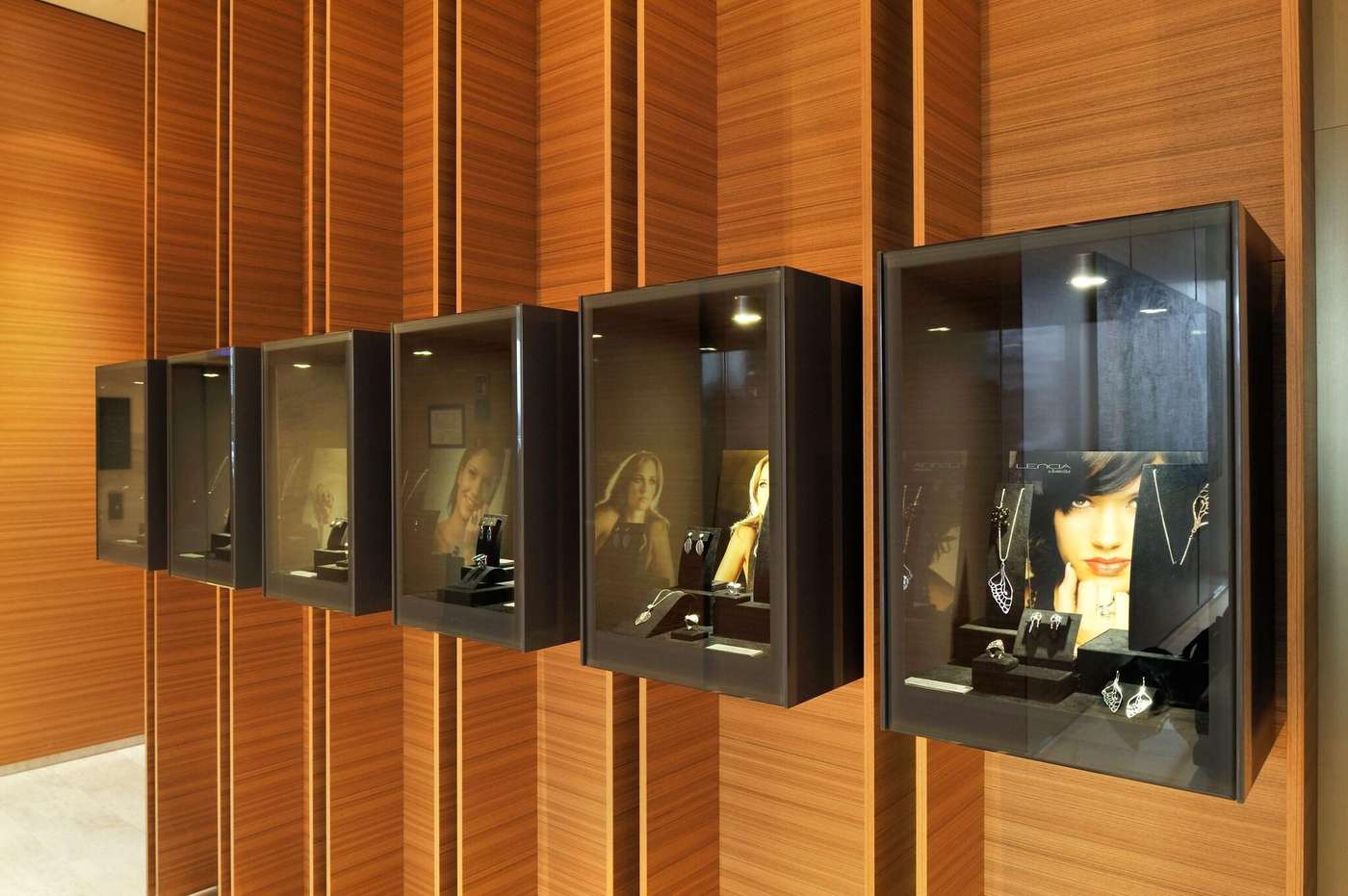 Radisson Blu Plaza Hotel Ljubljana-Slovenia-Ljubljana-General view-6