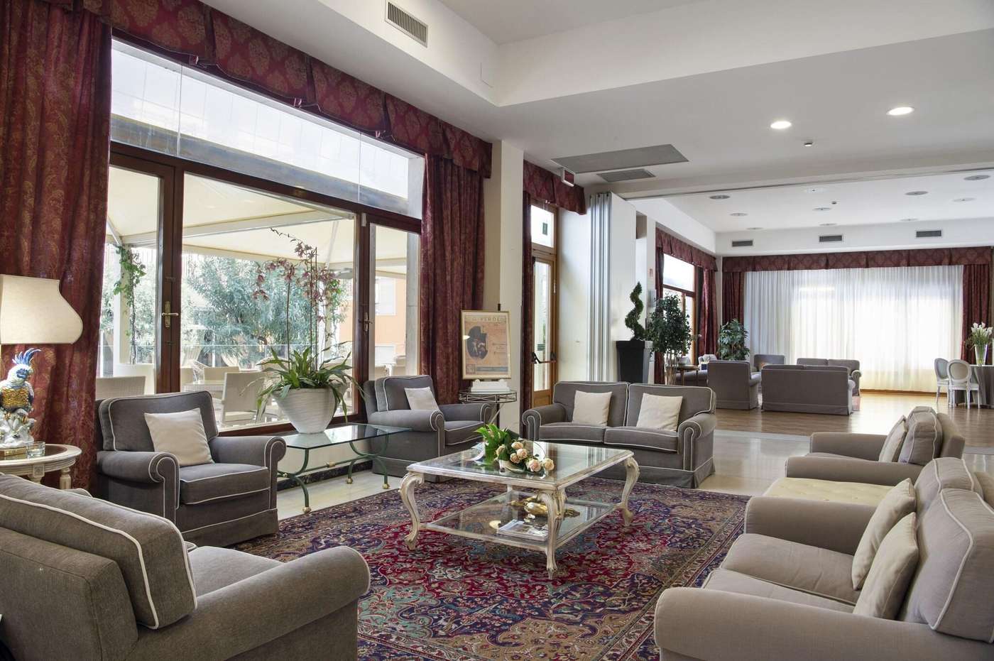 Hotel-Ariston---Spa-Lobby-1