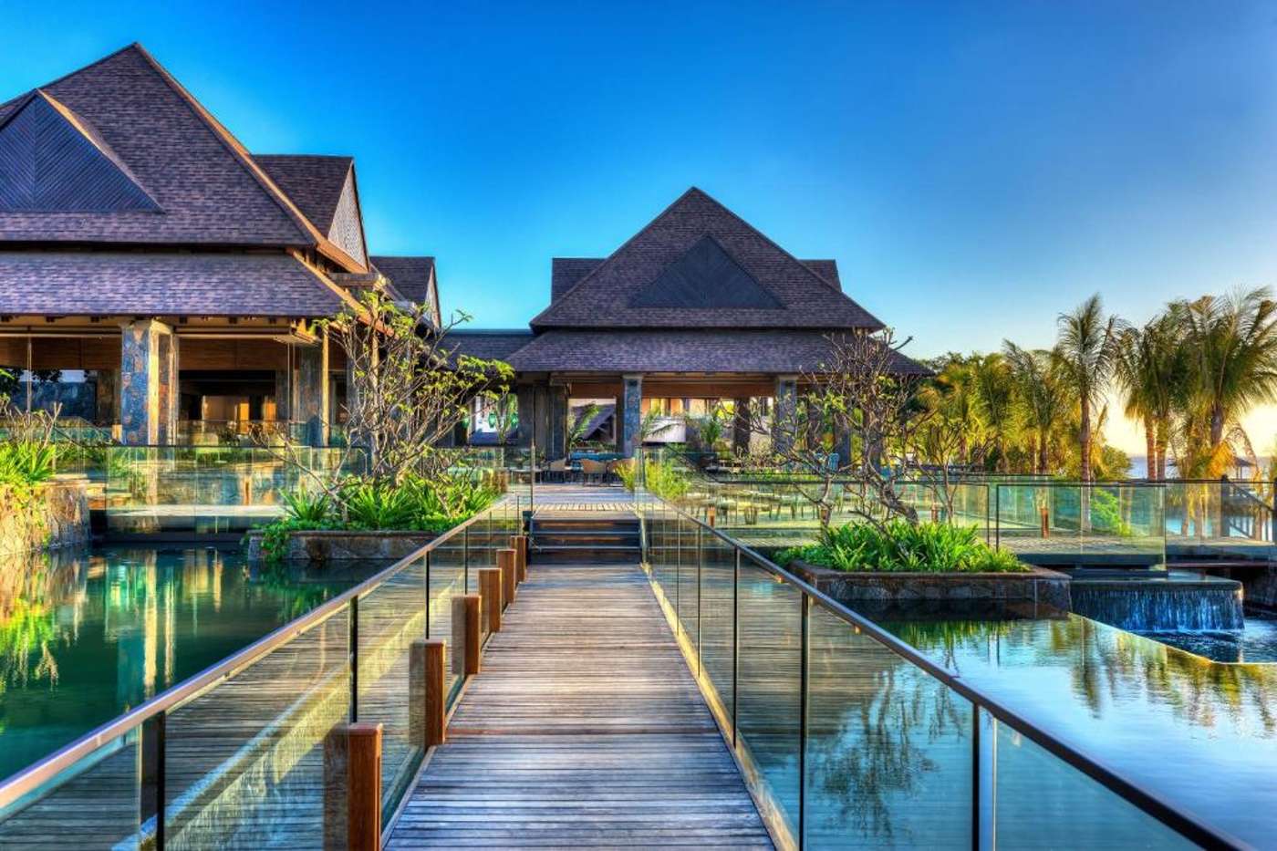 A The Westin Turtle Bay Resort & Spa hotel