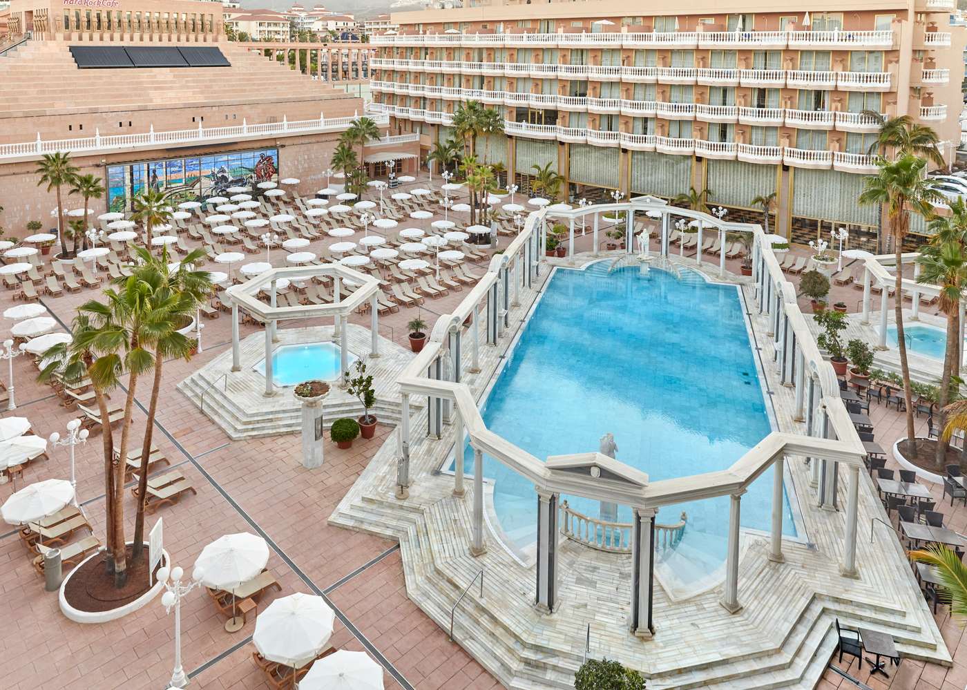 Cleopatra-Palace-Hotel-Pool-1