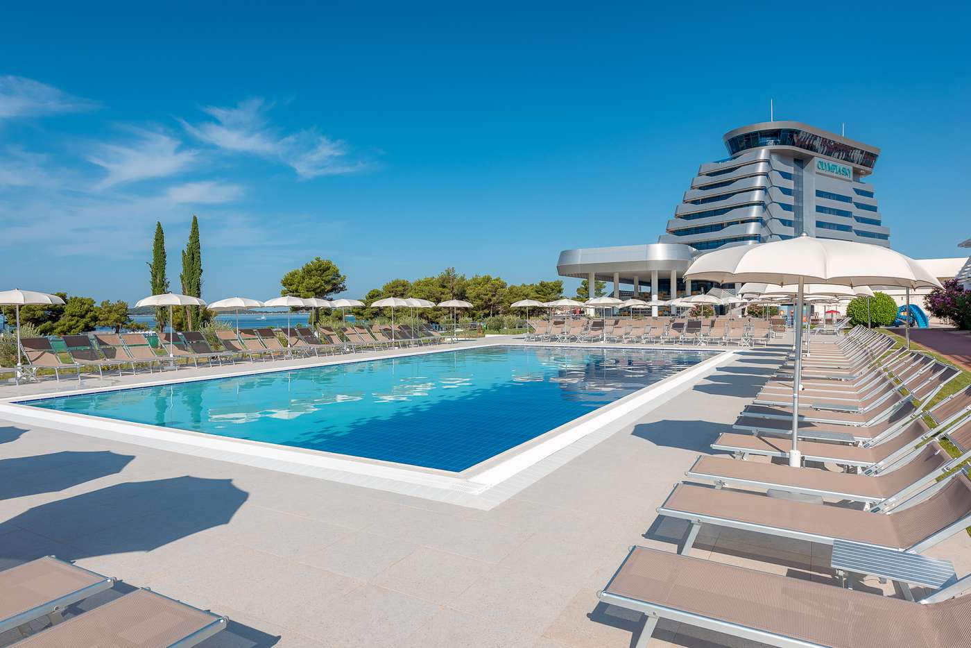 A Hotel Olympia Sky hotel
