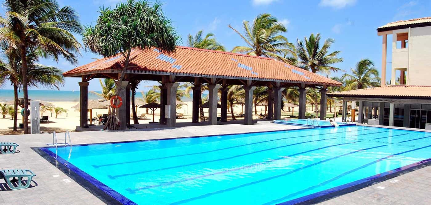 Goldi-Sands-Hotel-Negombo-Pool-1