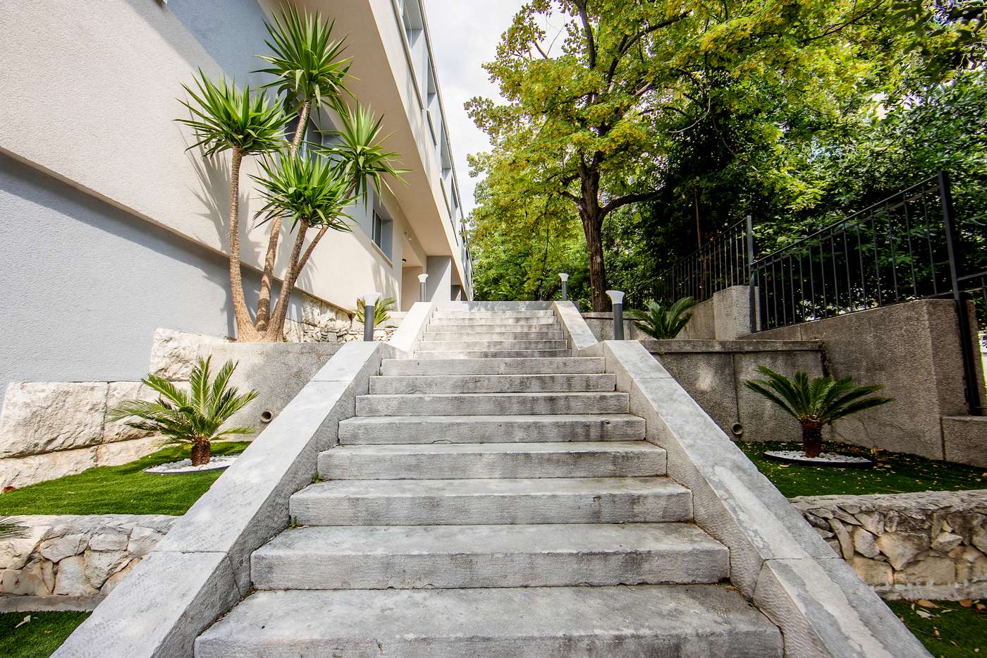 Caldo-Luxury-Rooms-General-view-1