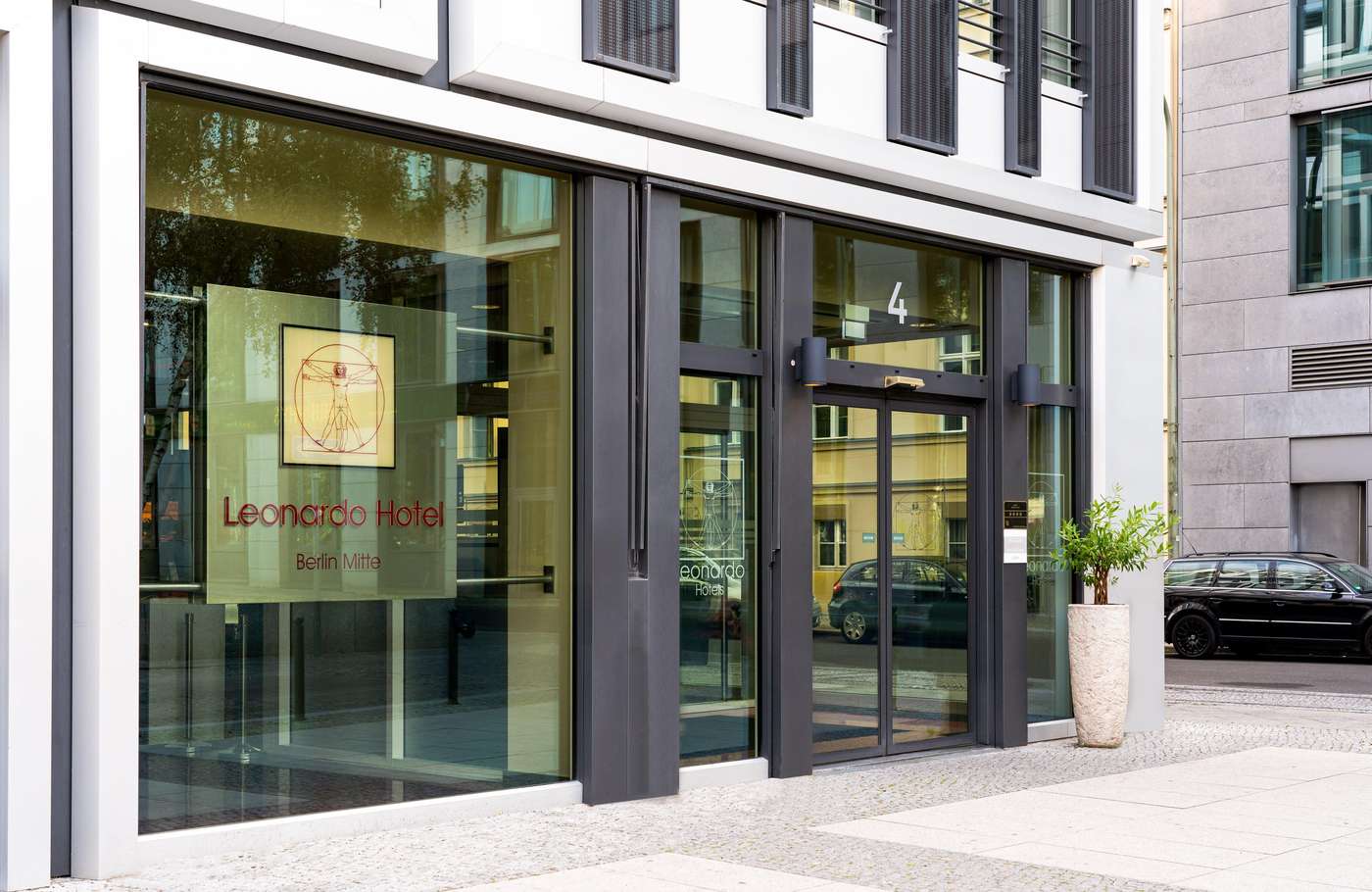 Leonardo-Hotel-Berlin-Mitte-General-view-1