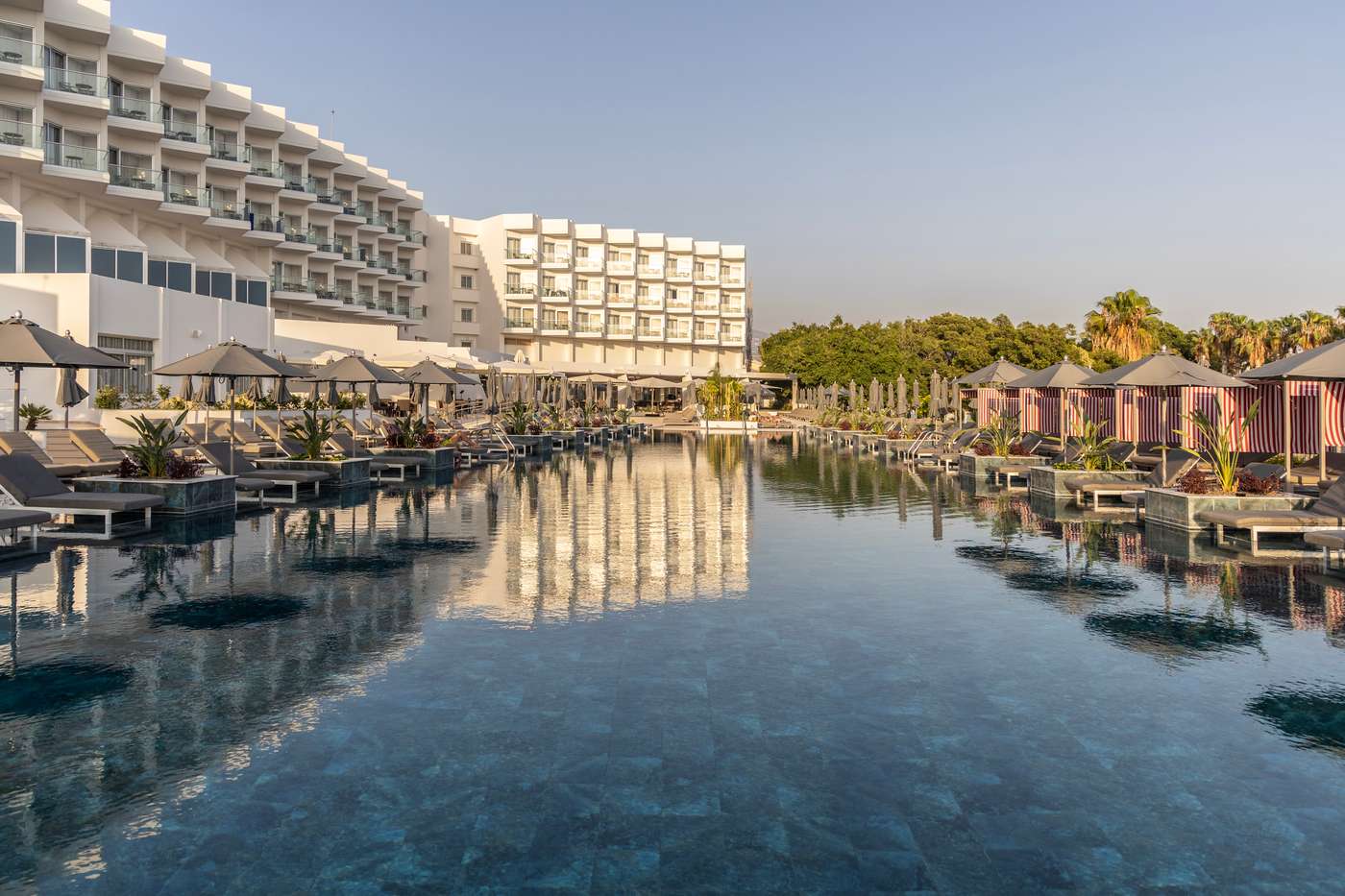 Cali Resort & Spa by Louis Hotels