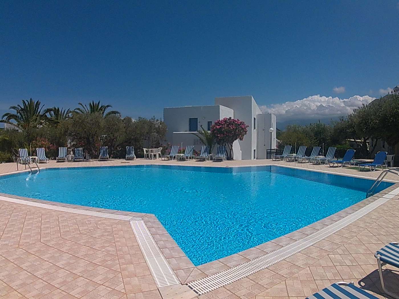 Palatia-Village-Apartments-Pool-1