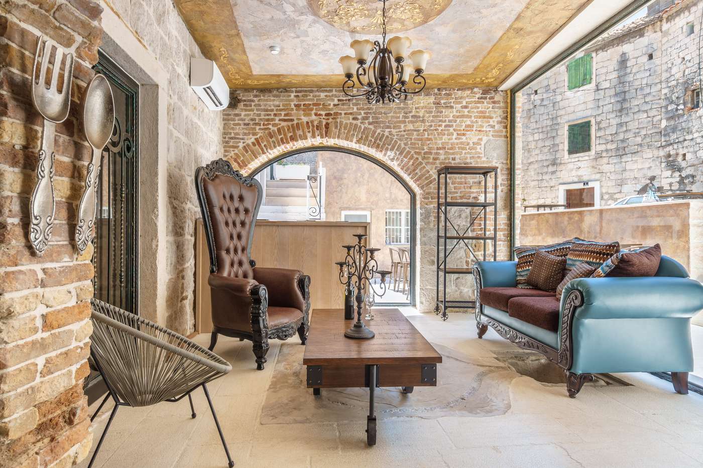 Heritage Palace Varos - Quaint & Elegant Hotels-Croatia-SPLIT-General view-3