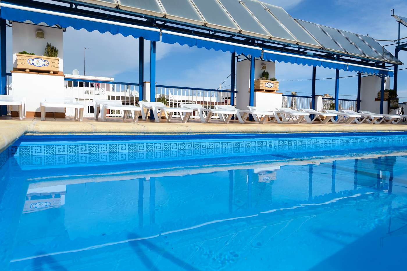 Mareny-Benidorm-Pool-1