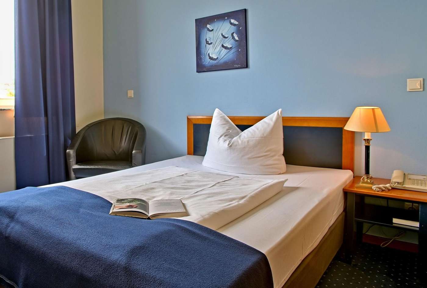 H24 Hoteltow-Germany-TELTOW-Room-5