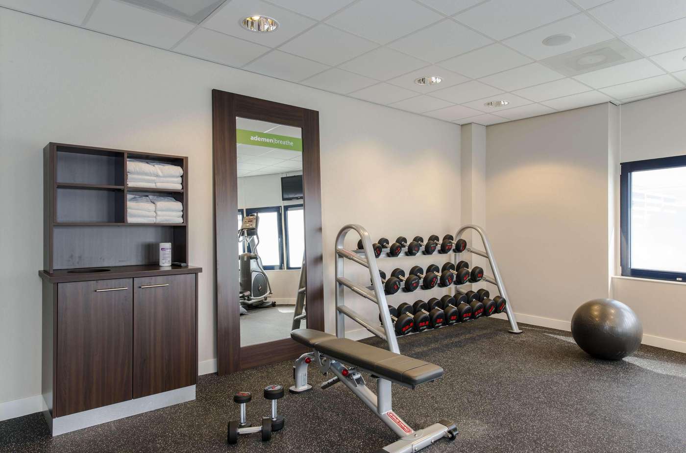 Hampton by Hilton Amsterdam Airport Schiphol-Netherlands-Amsterdam-Sports and Entertainment-1