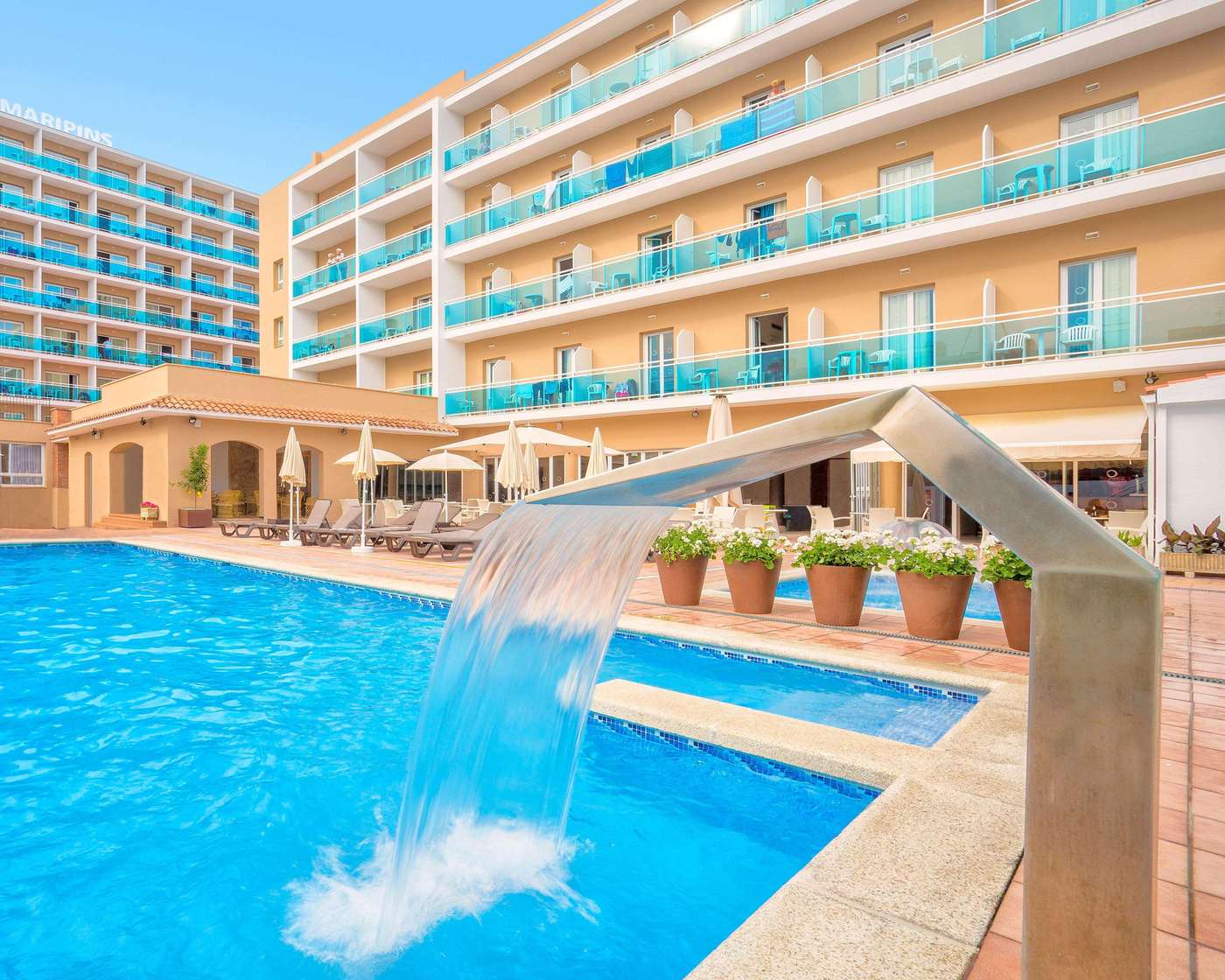 Fergus-Maripins-Pool-1