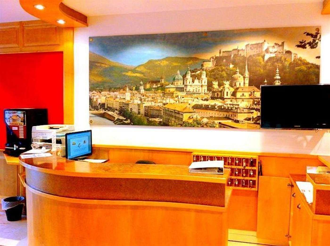 Drei Kreuz-Austria-SALZBURG -General view-9