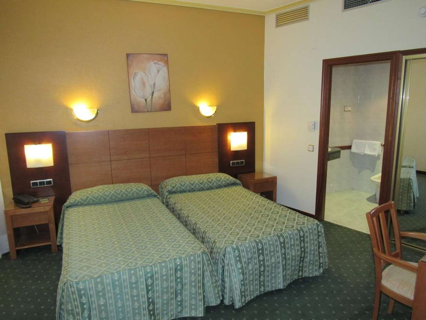 Virgen Del Camino-Spain-PONTEVEDRA-Room-10