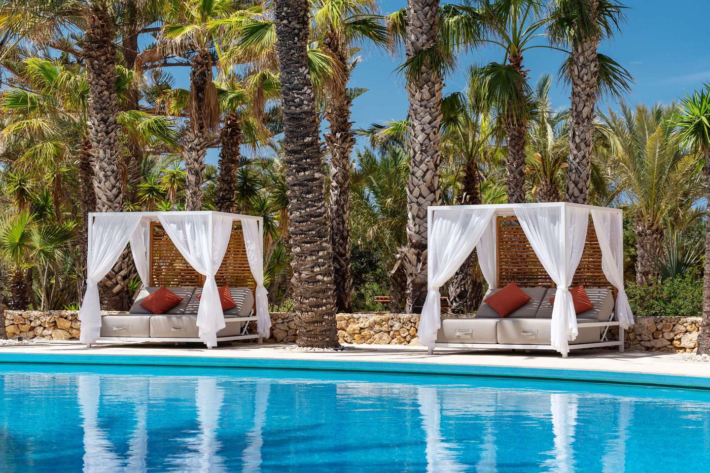 Kempinski-Hotel-San-Lawrenz-Pool-1