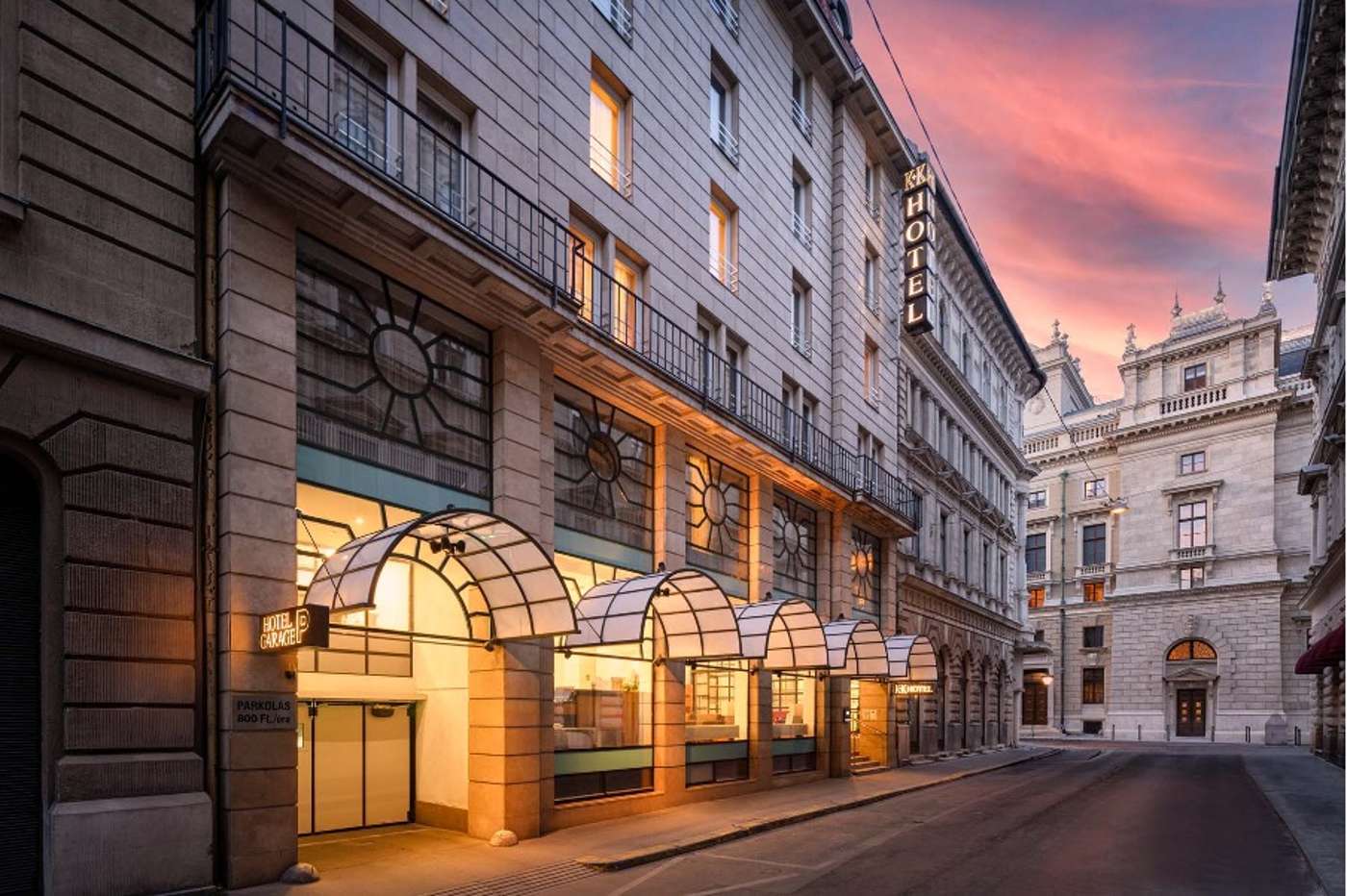 K + K  Hotel Opera