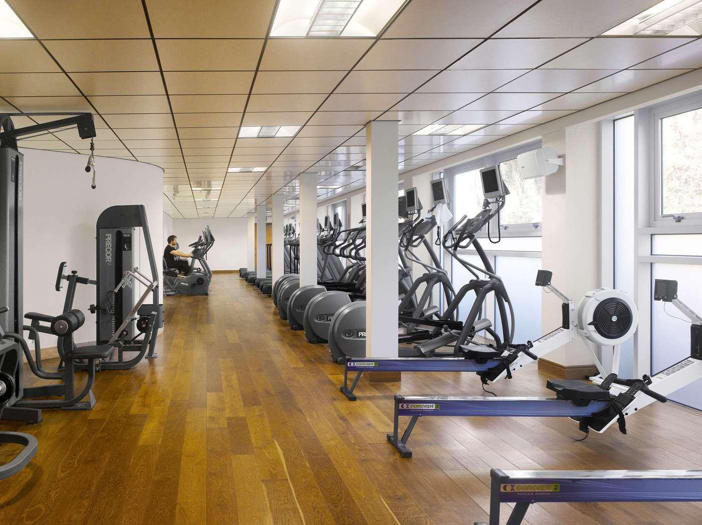 Radisson Blu Hotel & Spa, Cork - Ireland - CORK - Sports and Entertainment - 10