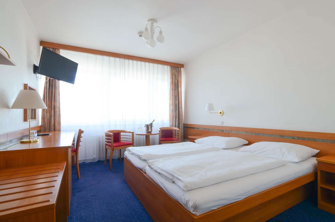 ILF-Hotel-Prague-Room-1