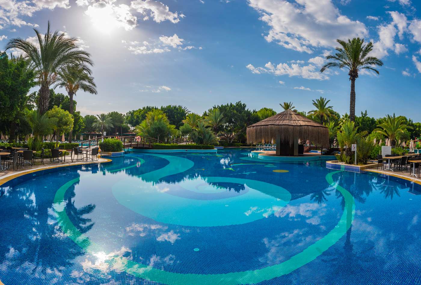 Gloria-Golf-Resort-Pool-1