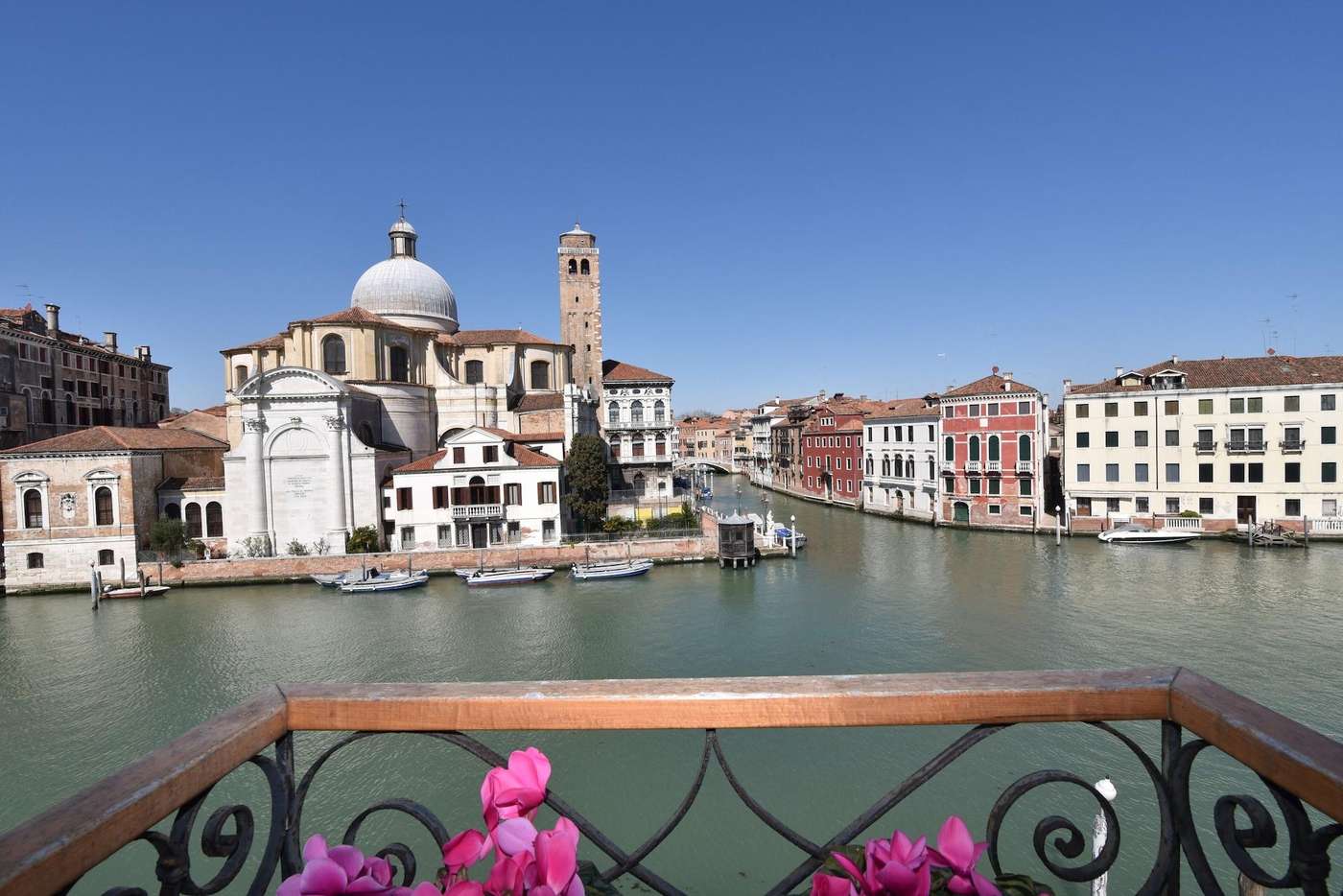 B-B-Vista-sul-Canal-Grande-General-view-1