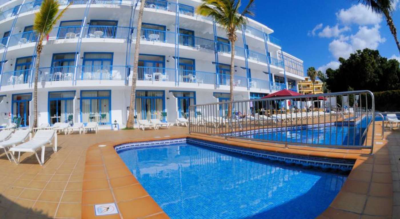 Apartments Costa Volcan & Spa in Canaries, Lanzarote, Spain