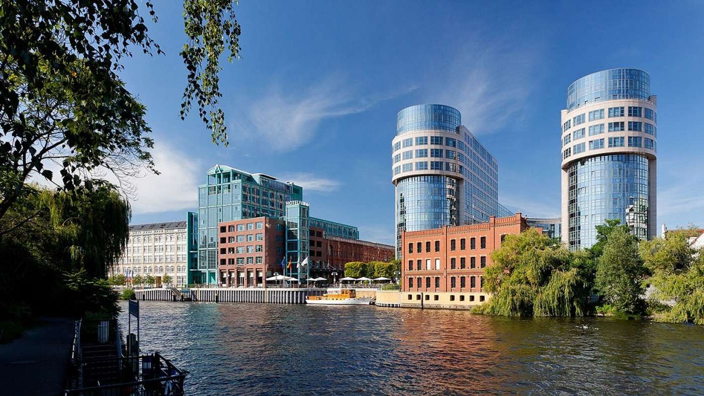 Abion-Villa-Suites-General-view-1