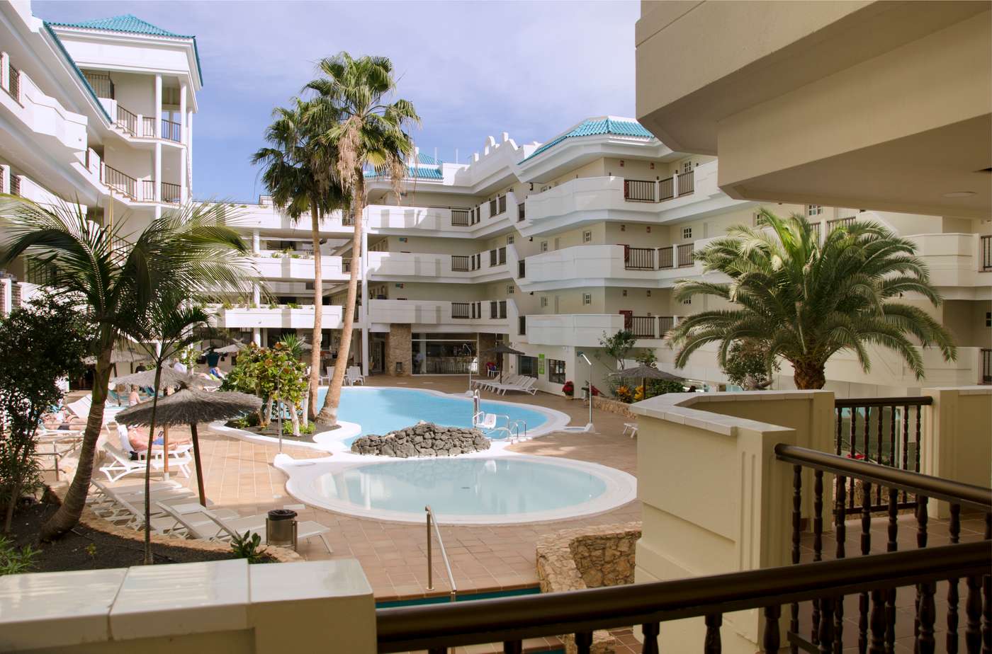 Ereza-Mar---Adults-Only-Pool-1