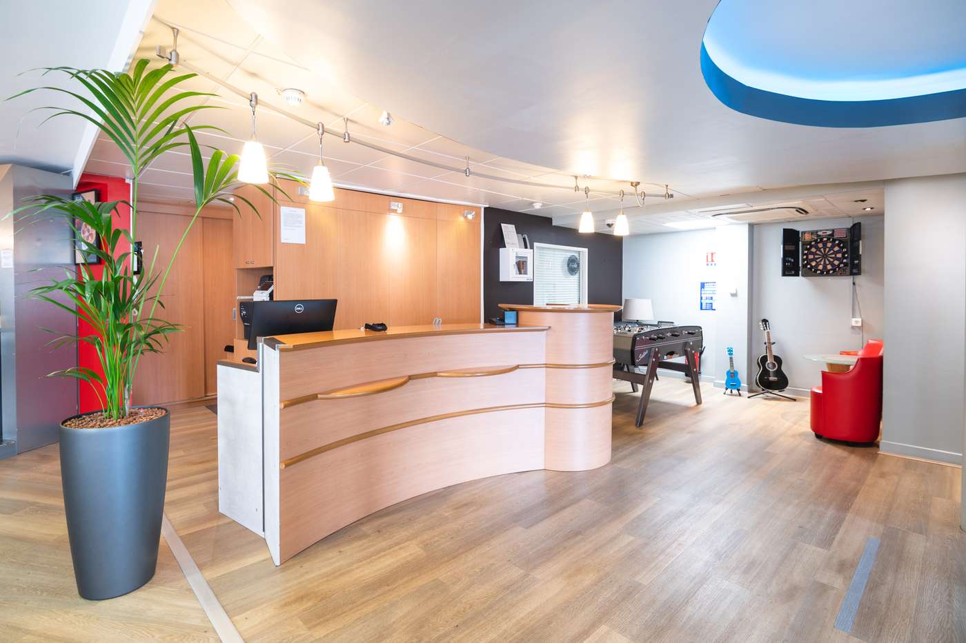 B&B HOTEL Rouen Centre Rive Gauche-France-ROUEN-Lobby-6