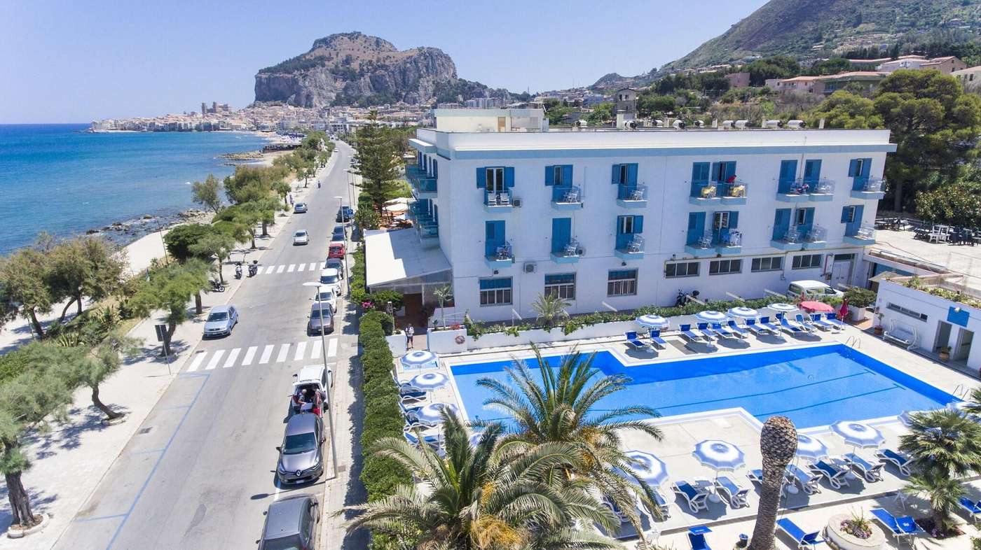 Hotel-Tourist-General-view-1