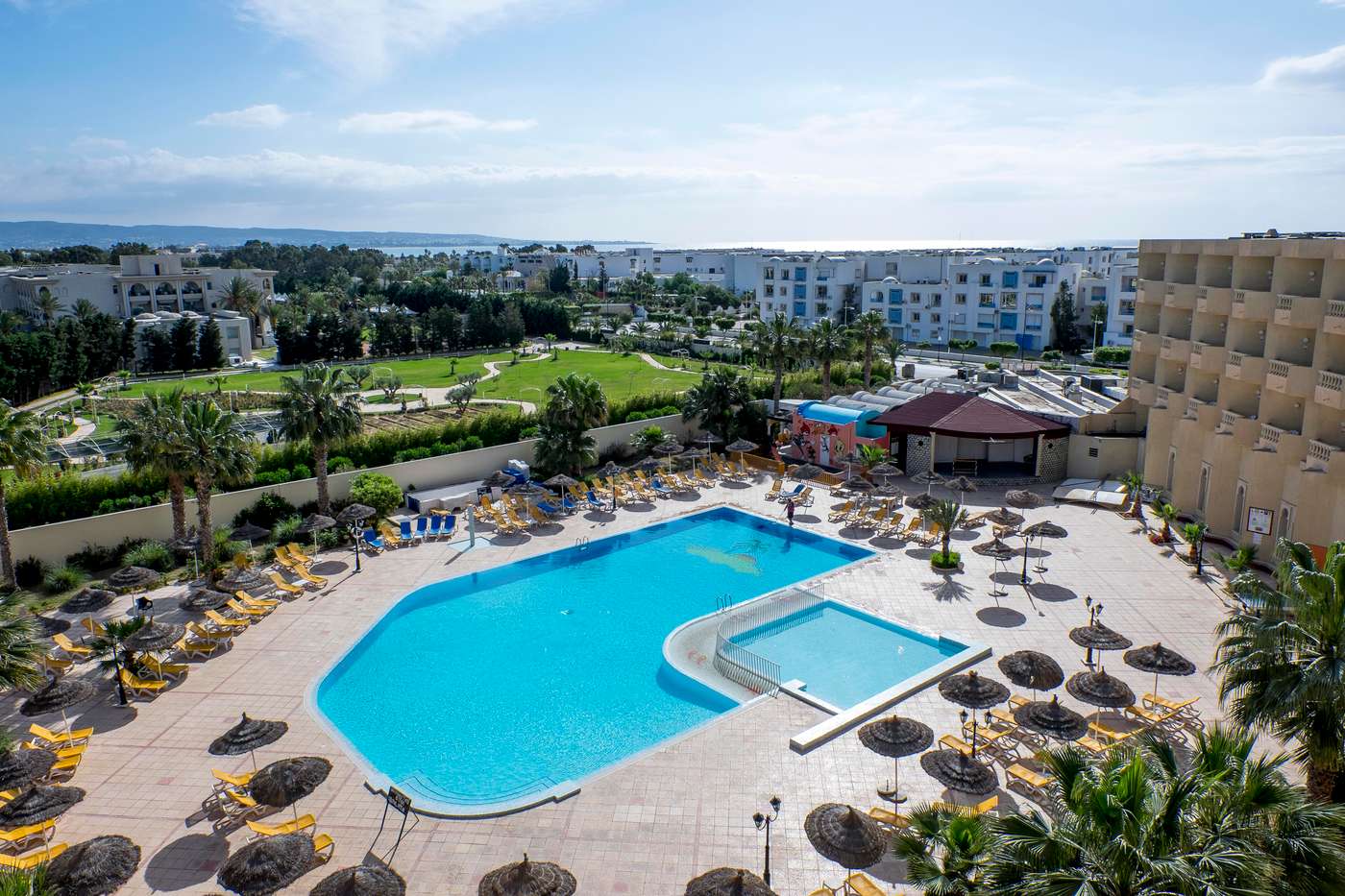 Houda Yasmine Hammamet