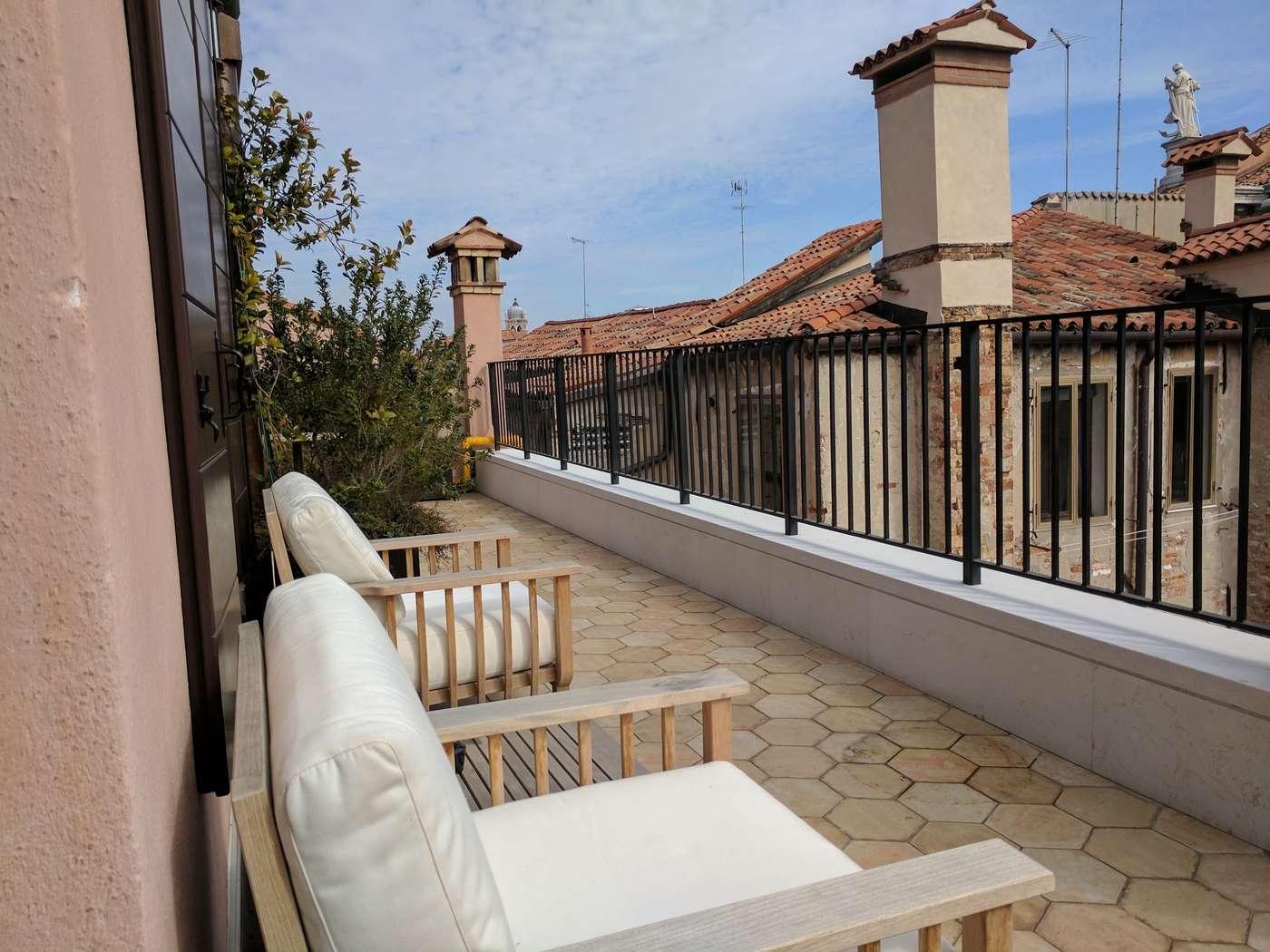 Palazzo Venart Luxury Hotel-Italy-Venezia-Terrace-10