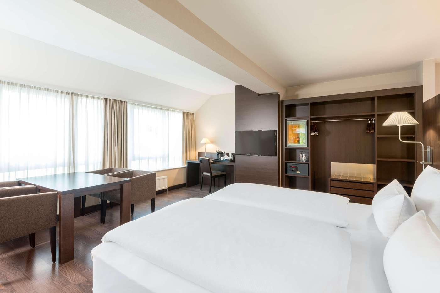 NH Düsseldorf Königsallee - Germany - DUSSELDORF - Room - 4