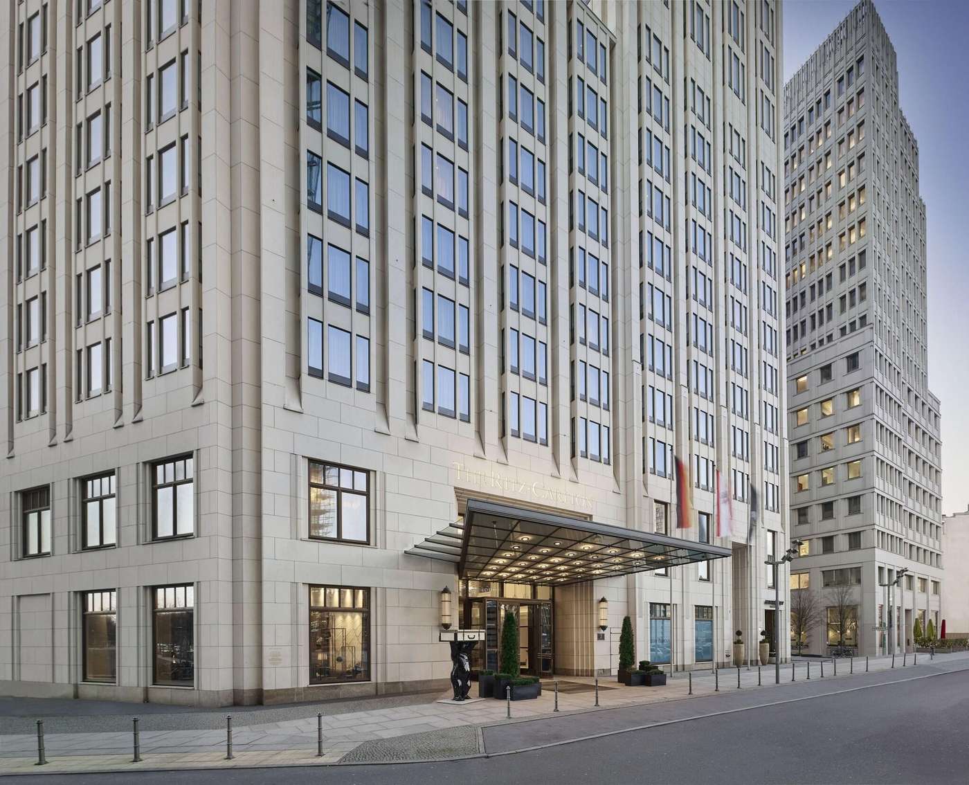 Ritz-Carlton-Berlin-General-view-1