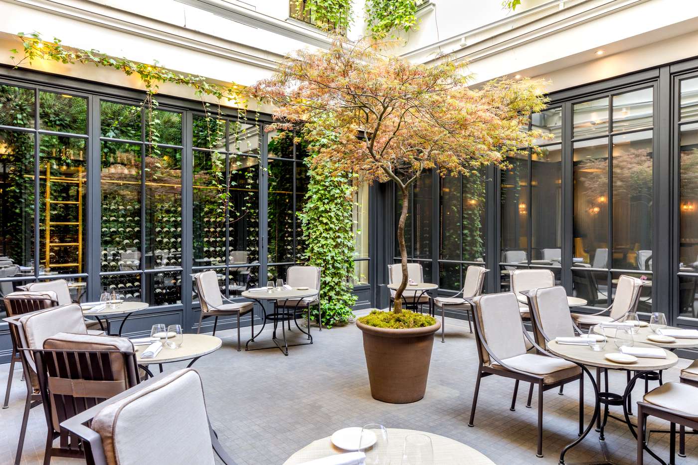 Le-Burgundy-Paris-Terrace-1