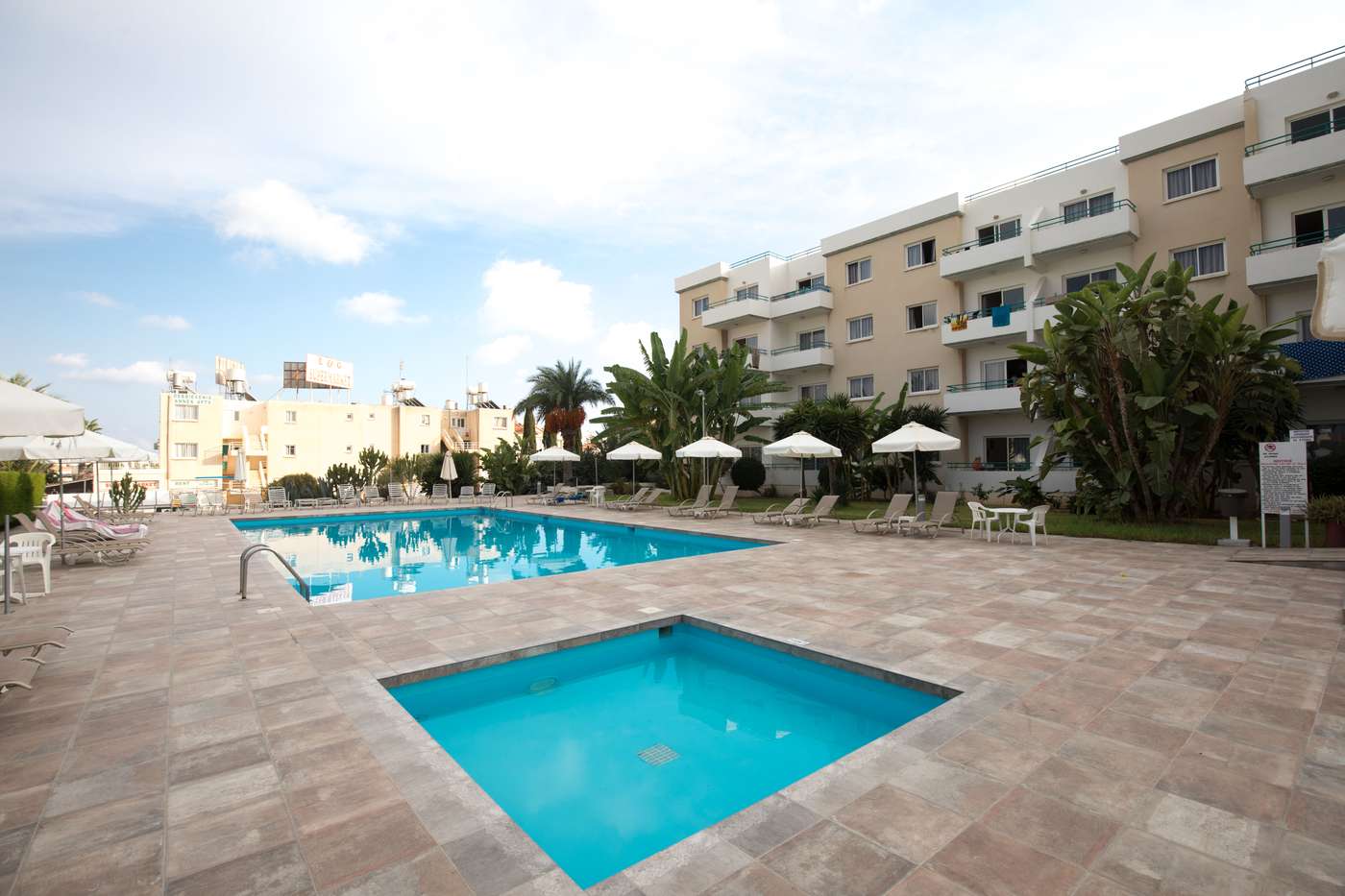 Debbie-Xenia-Pool-1