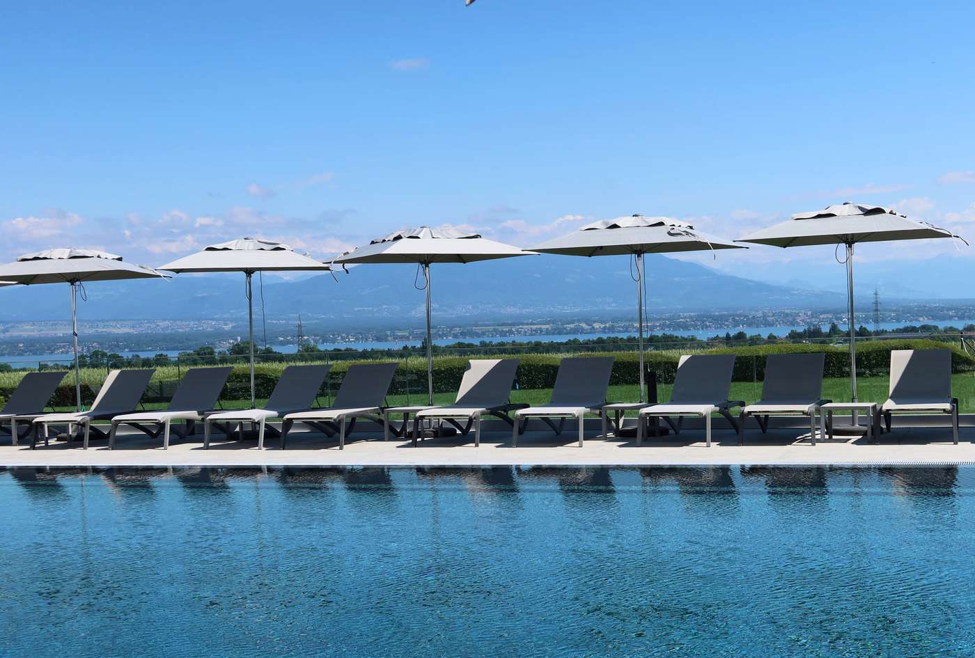 Hotel Everness, Signature Collection - Switzerland - Chavannes De Bogis - Pool - 0