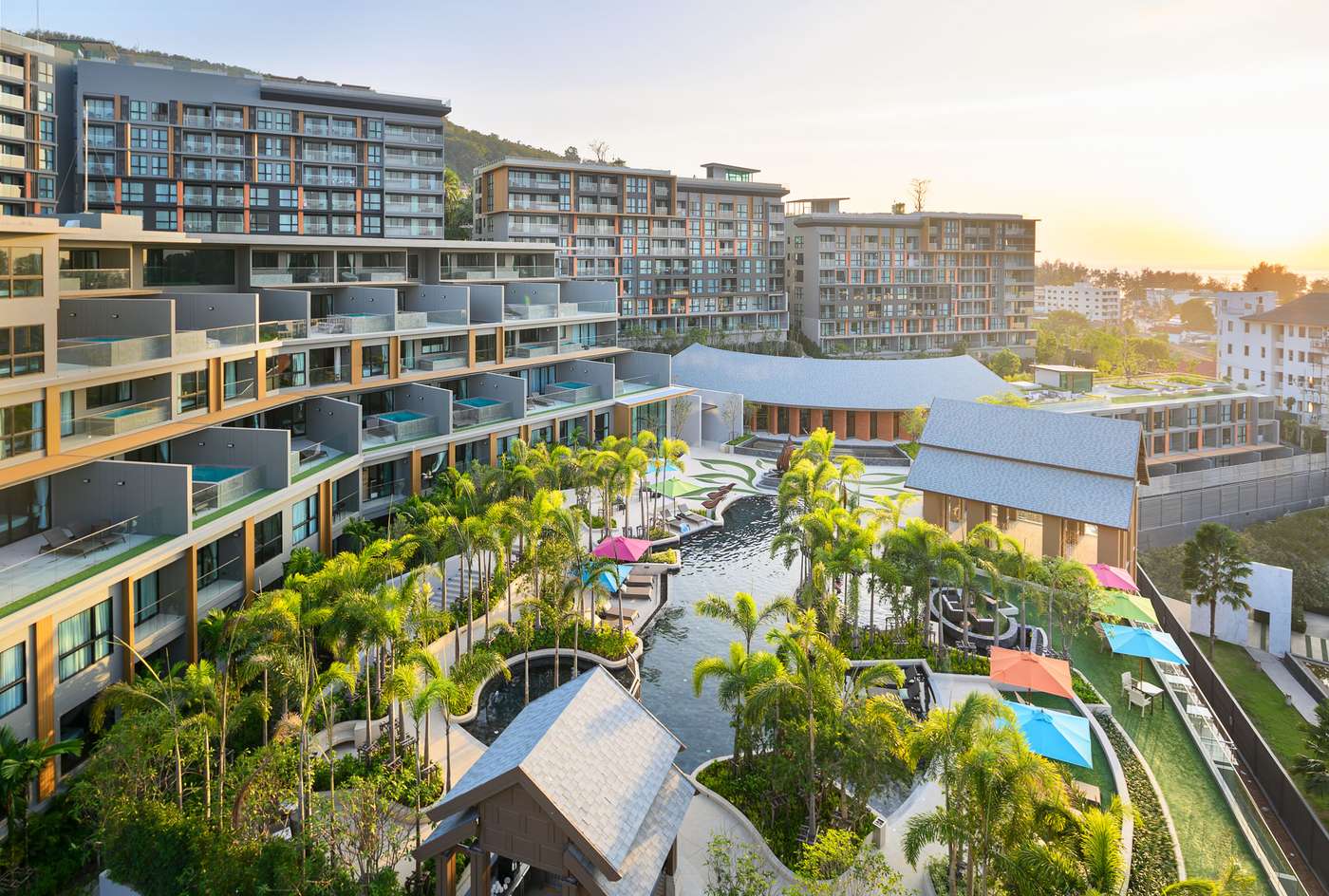 A MIDA Grande Resort Phuket hotel