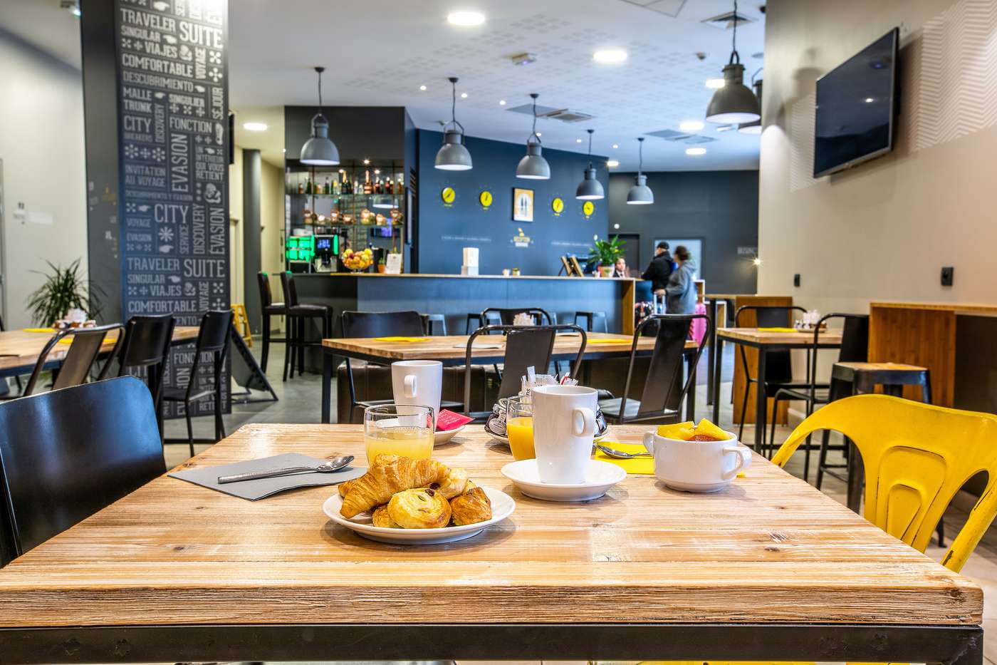 Best Western Plus Suitcase Paris la Defense, Paris