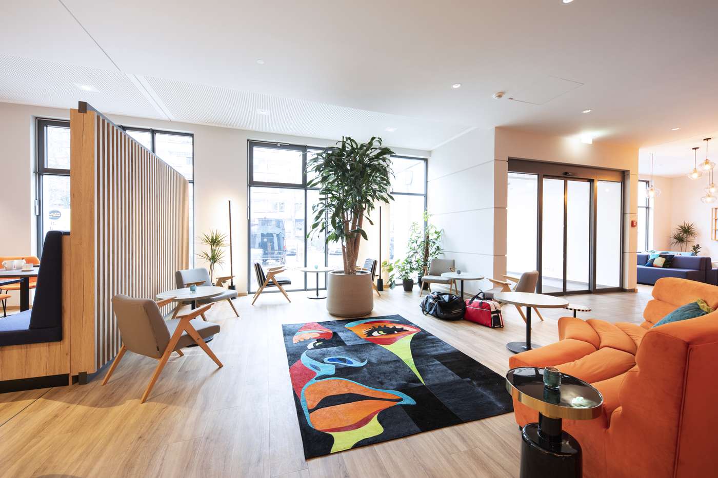 LOGINN-Hotel-Berlin-Airport-General-view-1