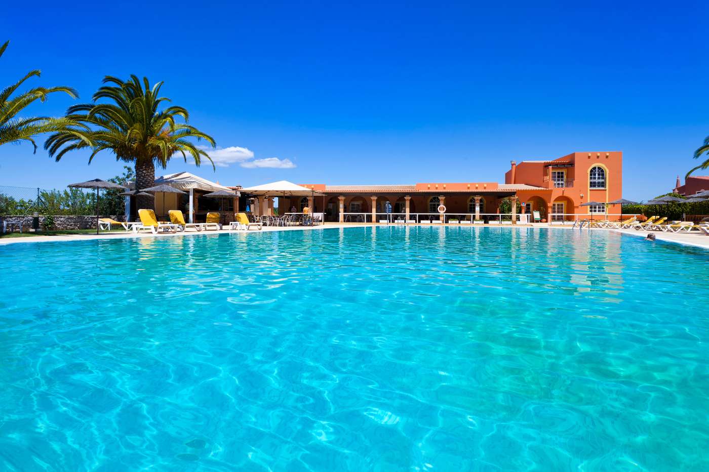 Colina-Village-Pool-1