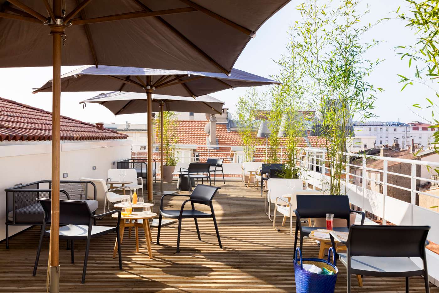 Okko-Hotels-Cannes-Centre-Terrace-1