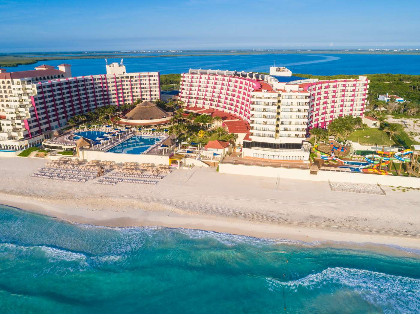 A Crown Paradise Club Cancun hotel