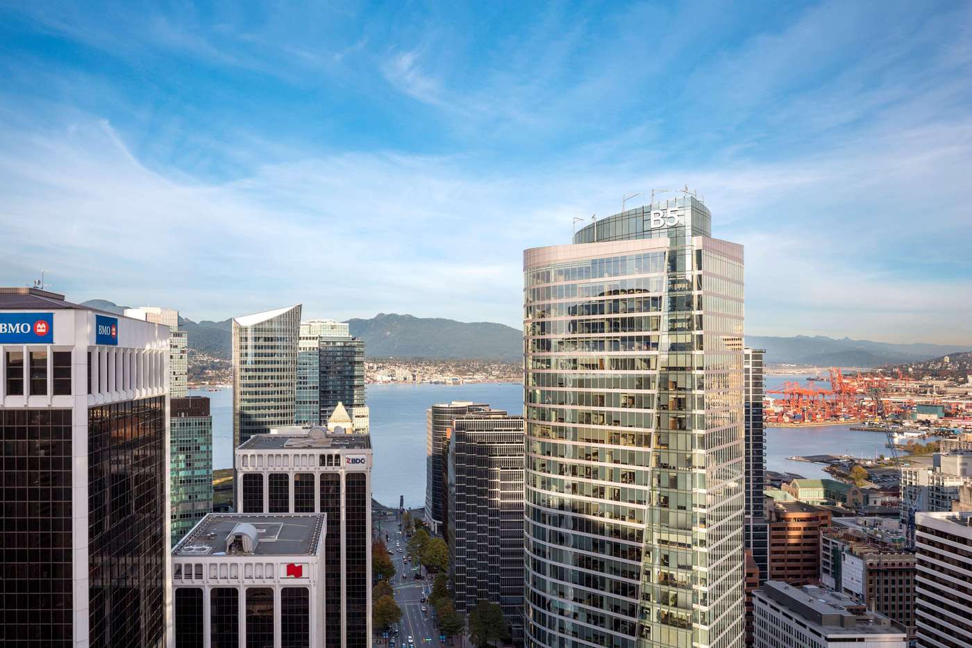 Hyatt-Regency-Vancouver-Room-1
