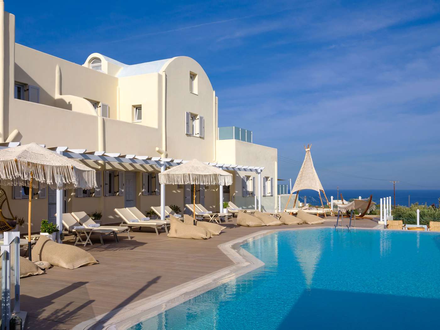 Aliter Suites in Santorini island