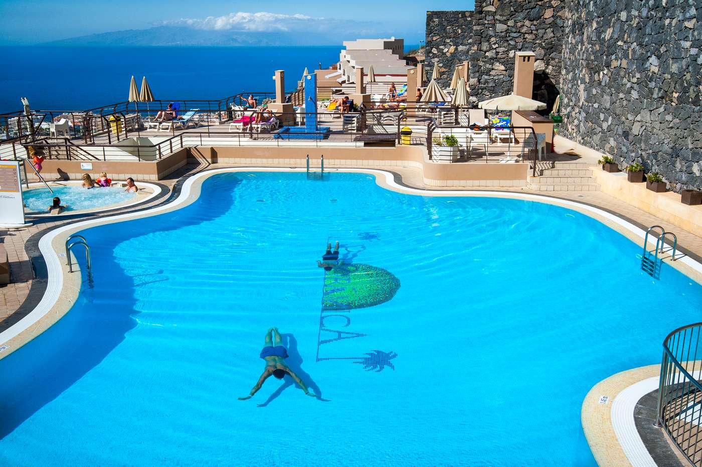 Panoramica-Heights-Pool-1