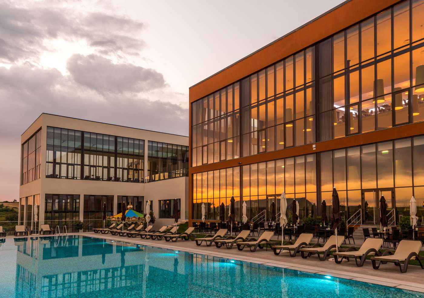 Vila-Gale-Sintra-General-view-1