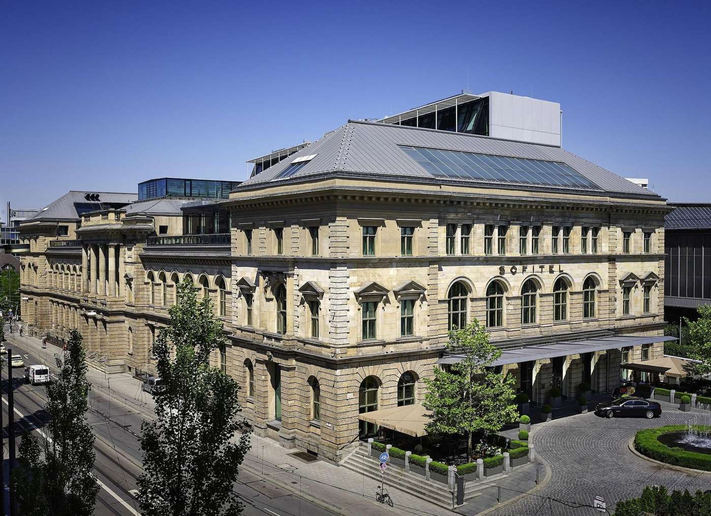 Sofitel-Munich-Bayerpost-General-view-1