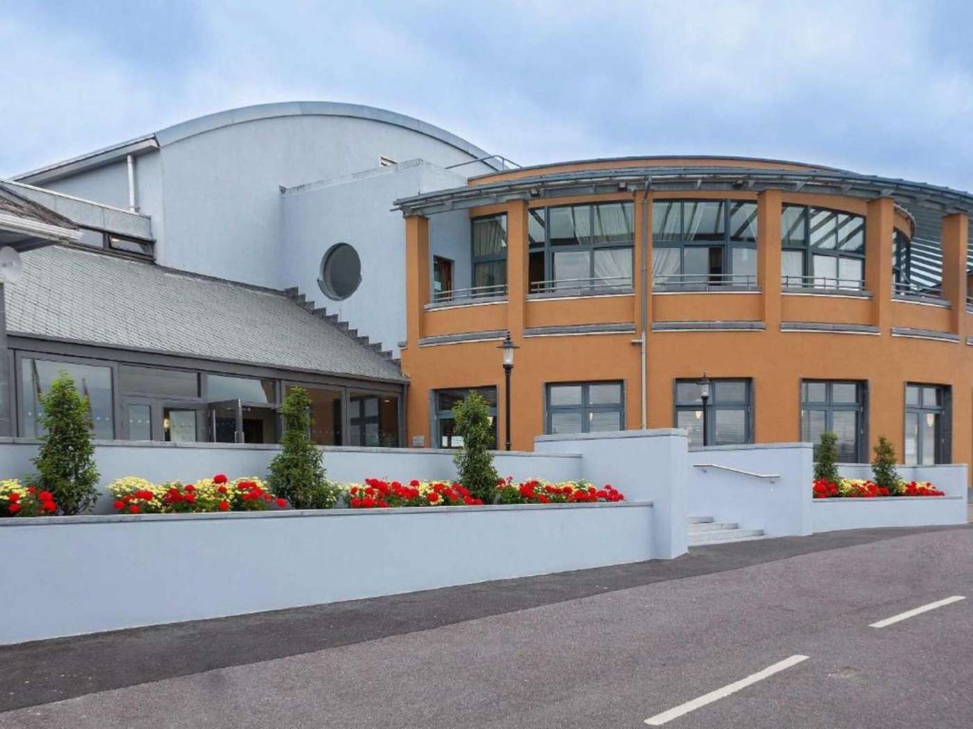 Ballyroe Heights Hotel-Ireland-Co Kerry-General view-8