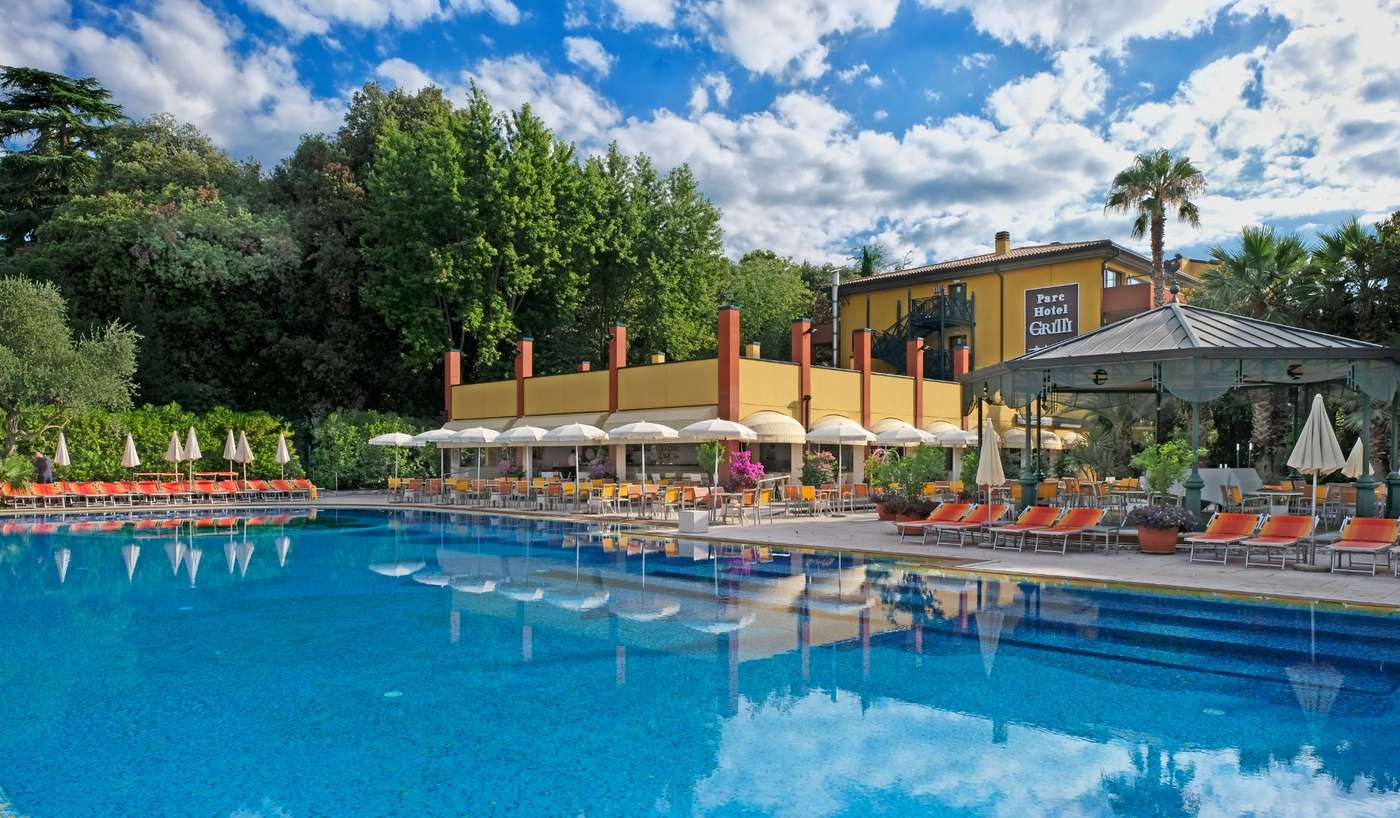 Parc Hotel Gritti-Italy-Bardolino VR-Pool-1